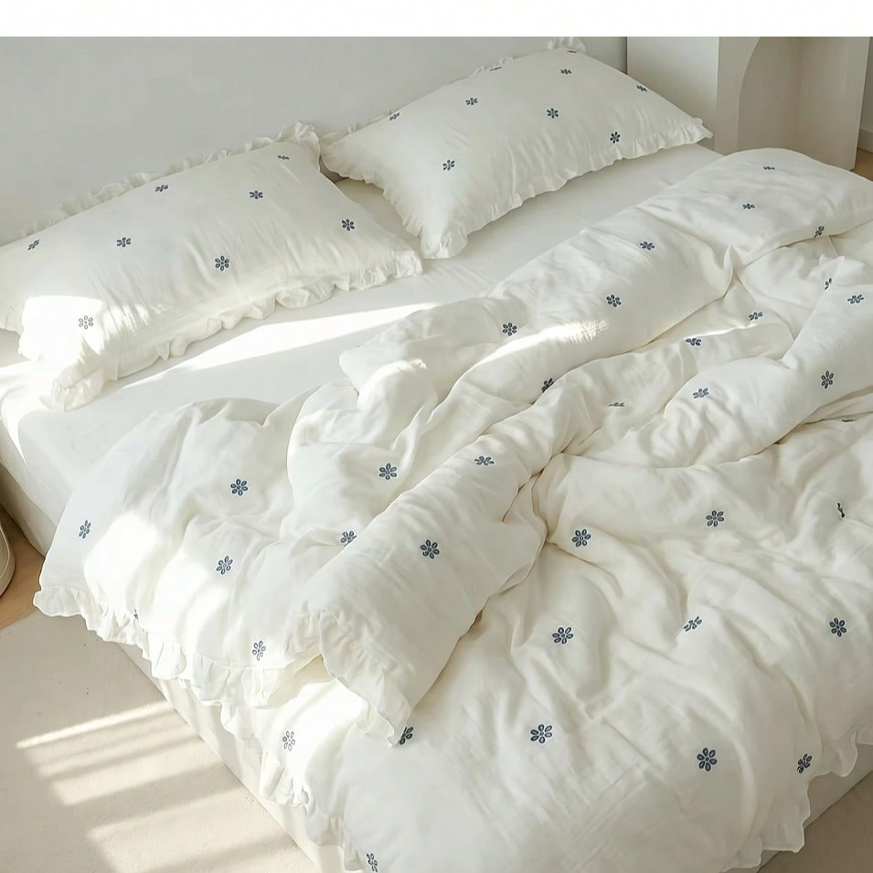 女の子用3点セット ホワイトラッフル掛け布団カバー、110G - Home Textiles Premium のレビューと価格